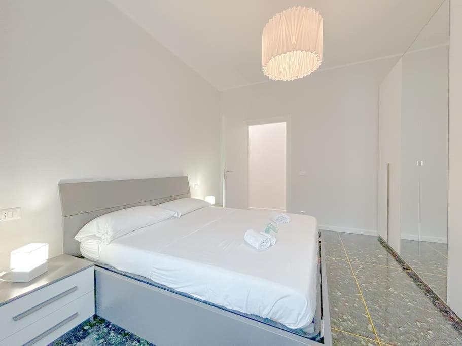 Free Parking - Elegante Casa Con Wifi -Smarttv Apartment Savona Exterior foto